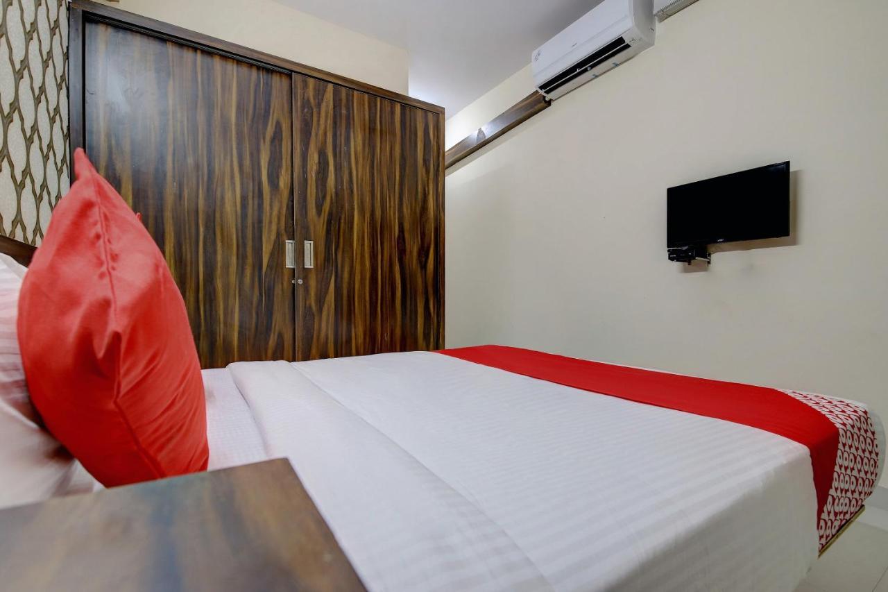 Oyo Flagship Varcity Pearl Near Nexus Mall Koramangala Бангалор Экстерьер фото