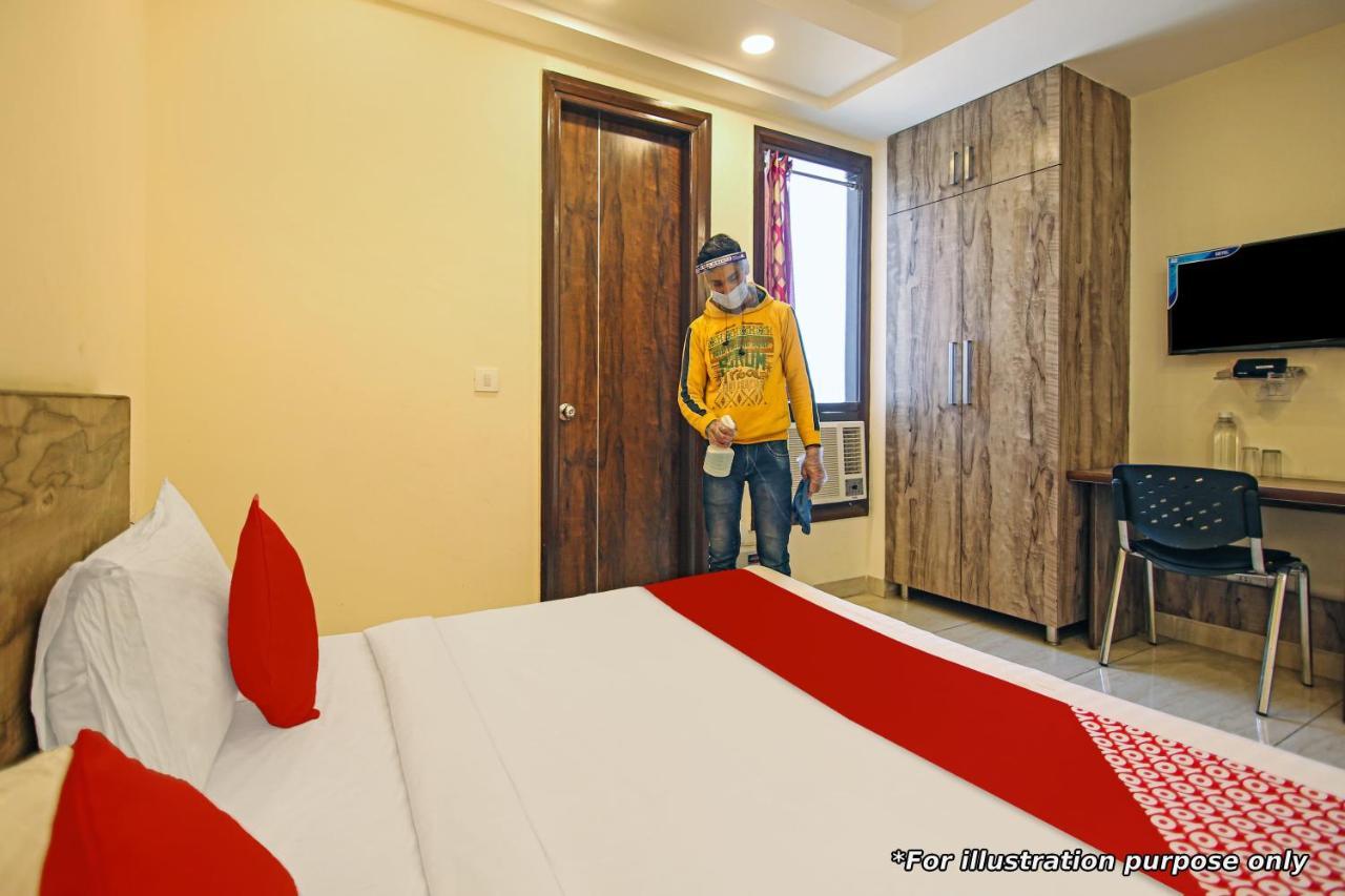 Oyo Flagship Varcity Pearl Near Nexus Mall Koramangala Бангалор Экстерьер фото